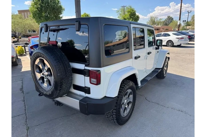 2018 Wrangler JK Unlimited Sa image 5