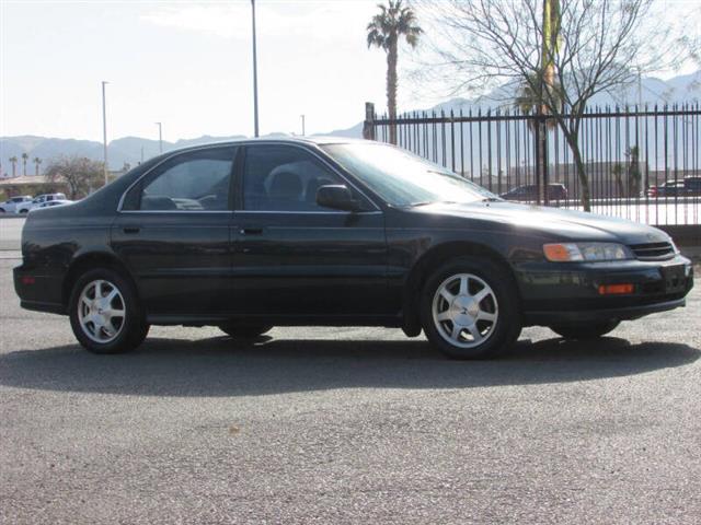 $3995 : 1994 Accord EX image 1