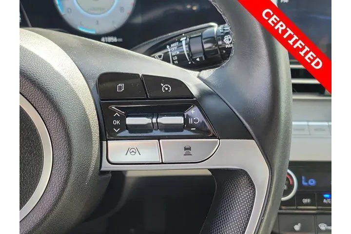 $20709 : Hyundai ELANTRA 2023 Limited image 6