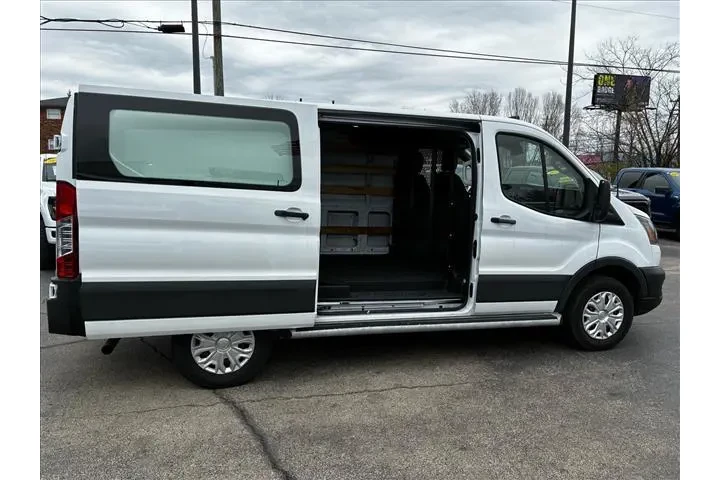 $34988 : Ford Transit 2024 250 3dr SW image 4