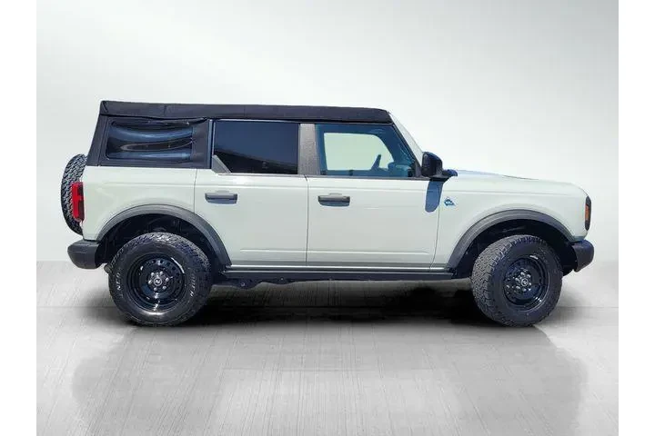 $38362 : Ford Bronco 2023 4x4 Outer B image 3