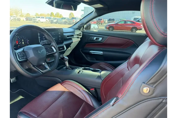 $32500 : Ford Mustang 2024 EcoBoost P image 4