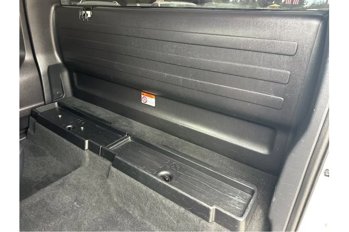 $19777 : 2019 Tacoma 4WD SR image 10