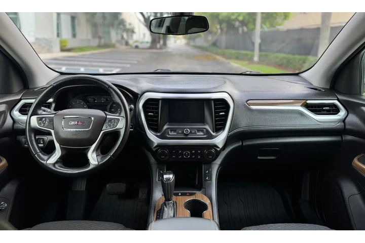 $13900 : 🚘*GMC Acadia SLE 2019* image 5