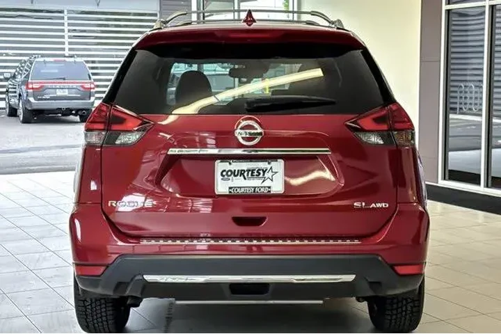 $20444 : Nissan Rogue 2017 AWD S 4dr image 5