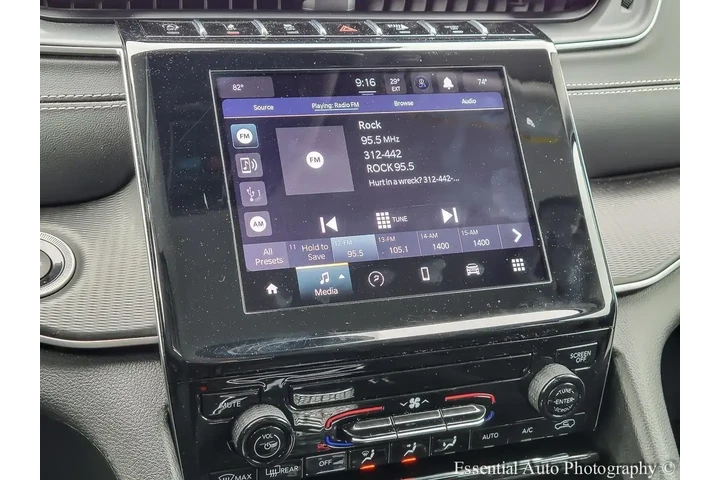 $31996 : Jeep Grand Cherokee 2024 4x4 image 8