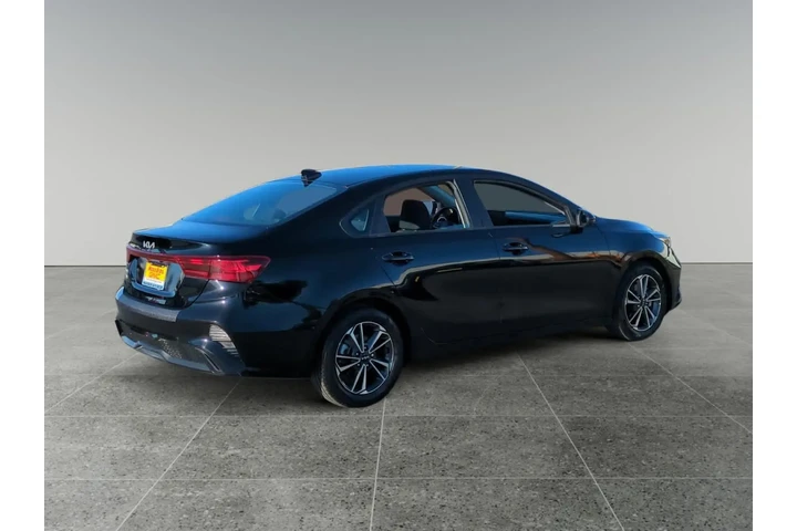 Kia Forte 2024 image 5