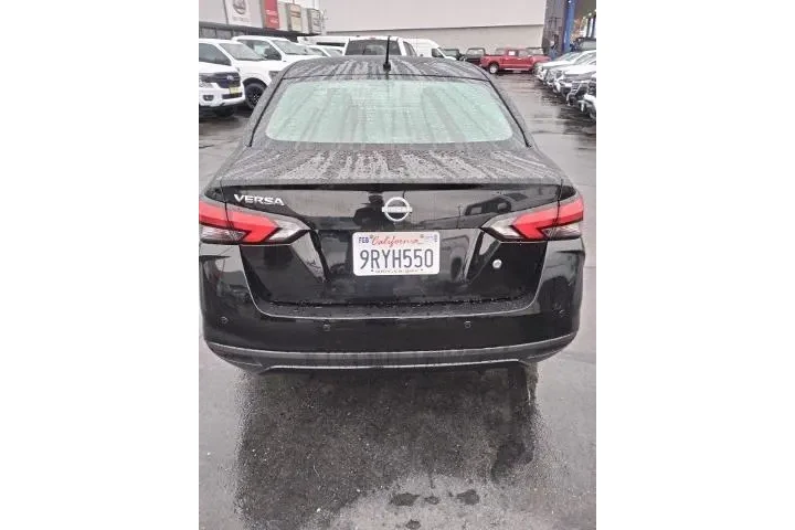 $18988 : Nissan Versa 2025 S 4dr Seda image 2