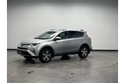 $18962 : Toyota RAV4 2018 AWD XLE 4dr thumbnail