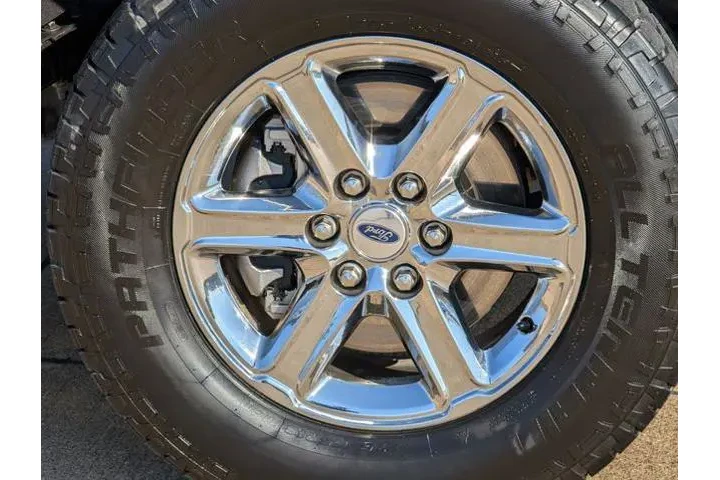 $39967 : Ford F-150 2025 4x4 XLT 4dr image 10