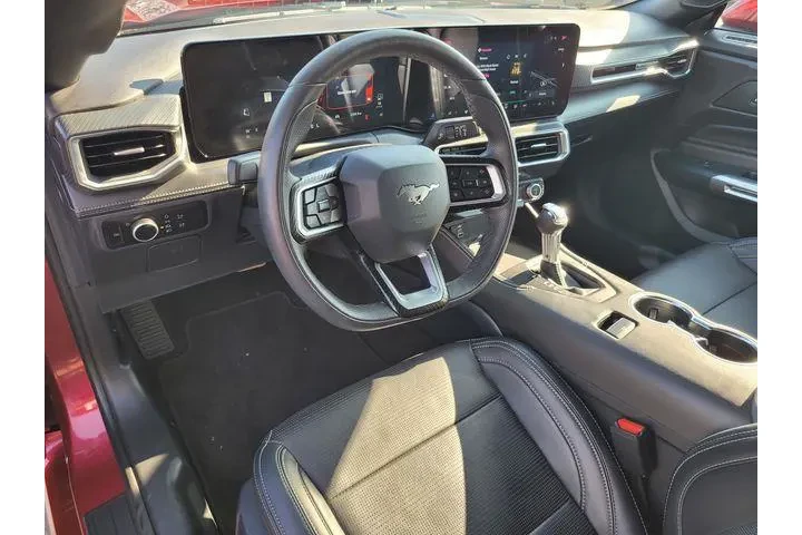 $33479 : Ford Mustang 2025 EcoBoost P image 9