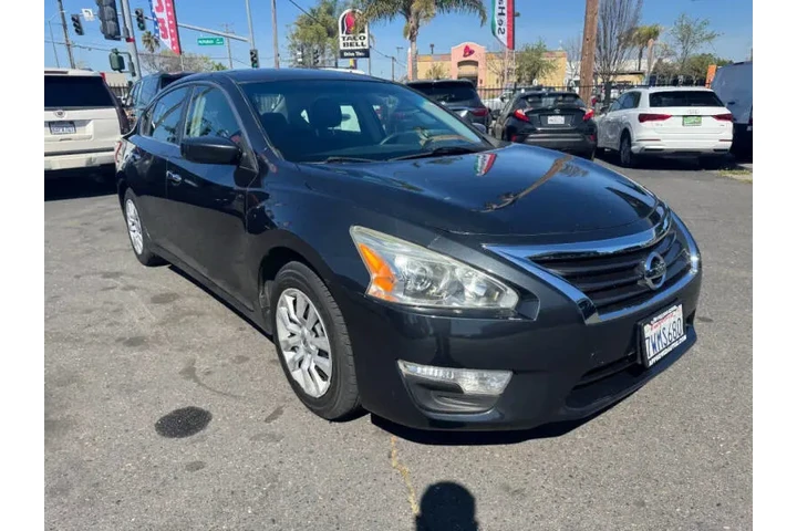 $5498 : 2013 Altima 2.5 S image 3