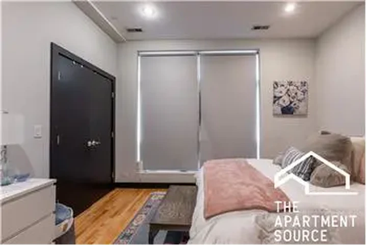 $3700 : Rental property with 3 bedro image 9