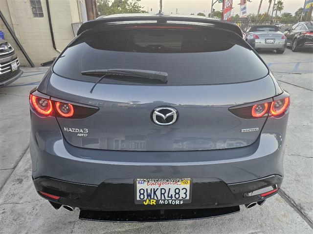 $20995 : 2020 MAZDA3 Premium Hatchback image 7