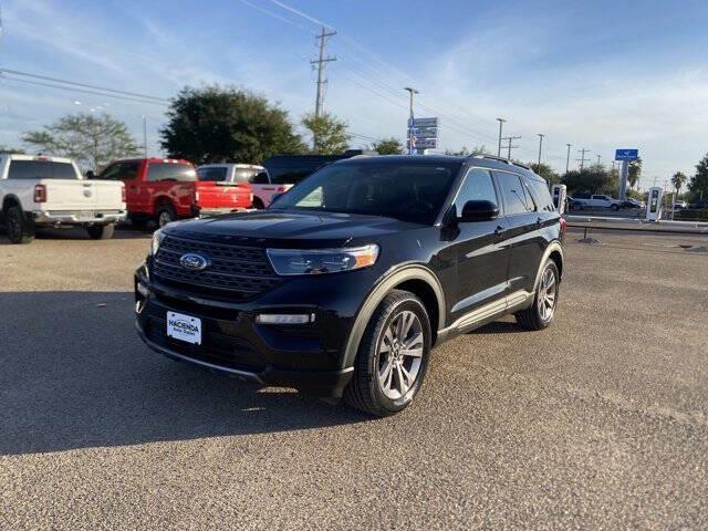 2022 Explorer XLT image 1