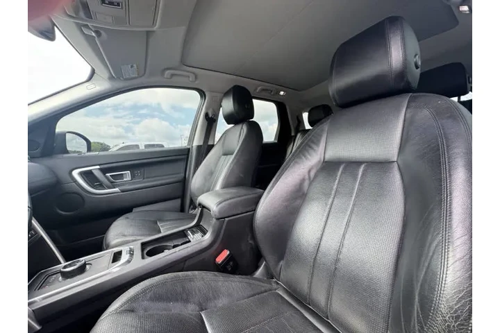 $10999 : 2017 Land Rover Discovery Spo image 9