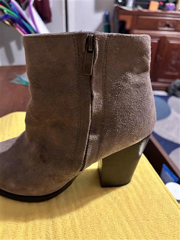 $15 : Botas hermosas image 1