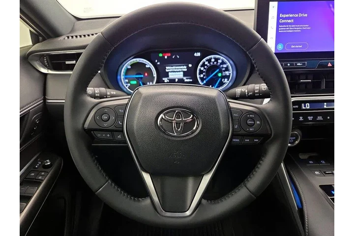 $35998 : Toyota Venza 2024 AWD XLE 4d image 10