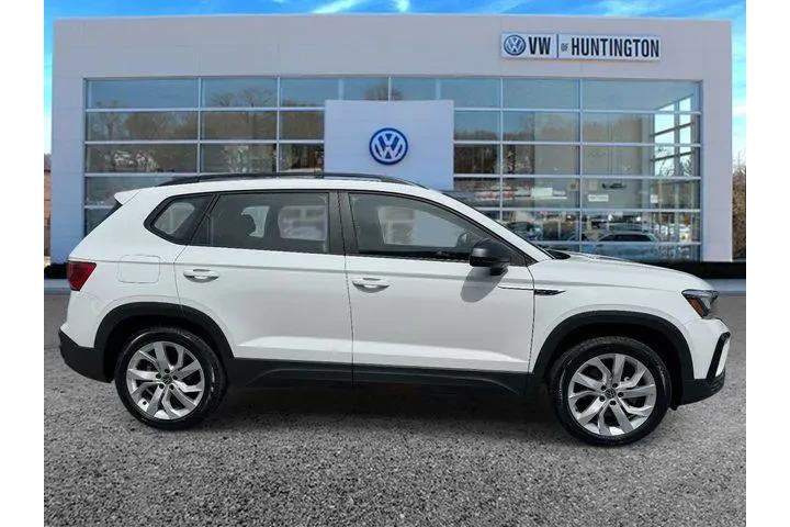 $21500 : Volkswagen Taos 2023 AWD S 4 image 6