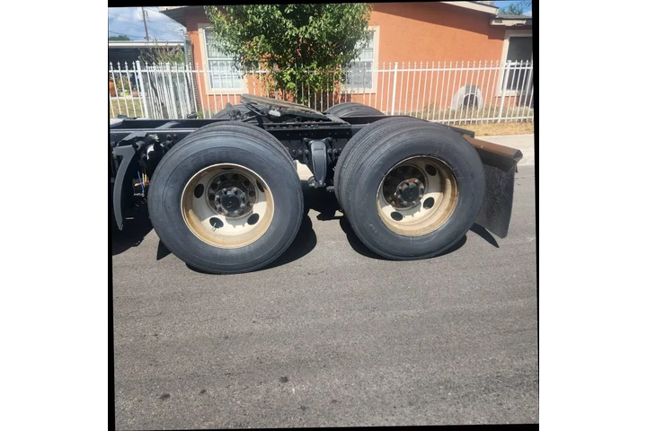 $16900 : 2014 FREIGHTLINER CASCADIA201 image 5