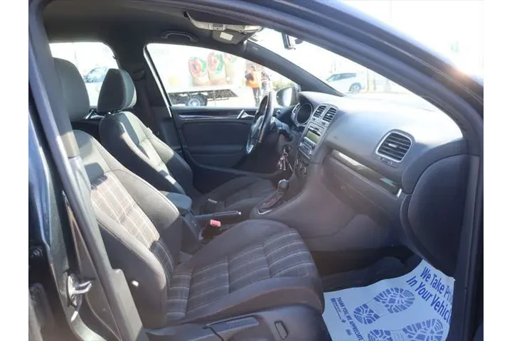 $8477 : Volkswagen GTI 2013 Wolfsbur image 10