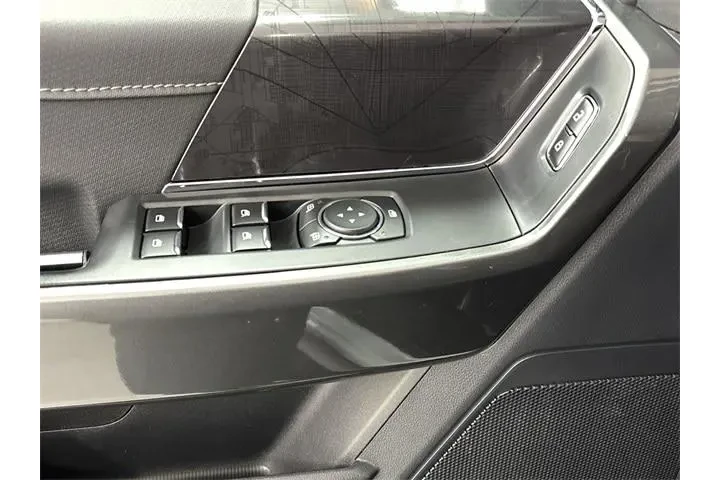 $39200 : Ford F-150 2023 4x4 XLT 4dr image 5