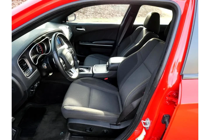 $18485 : 2018 Charger GT AWD image 9