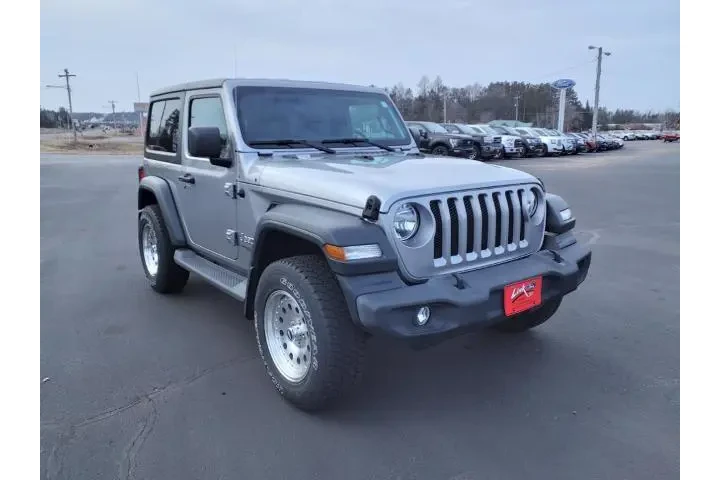 $28500 : Jeep Wrangler 2019 4x4 Sport image 8