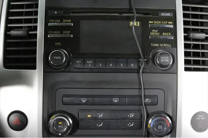 $12788 : Nissan Frontier 2013 4x2 SV image 8