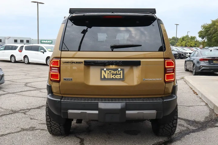 $79988 : 2024 Land Cruiser image 5