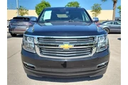 $29990 : Chevrolet Tahoe 2019 4x4 Pre thumbnail