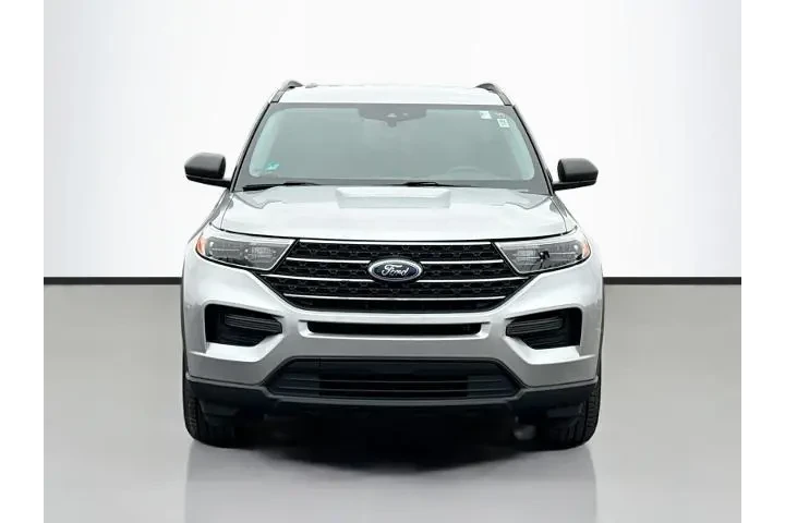 $24988 : Ford Explorer 2022 AWD XLT 4 image 2
