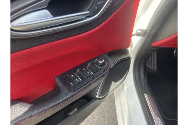 $21626 : Alfa Romeo Giulia 2021 Ti 4d image 6