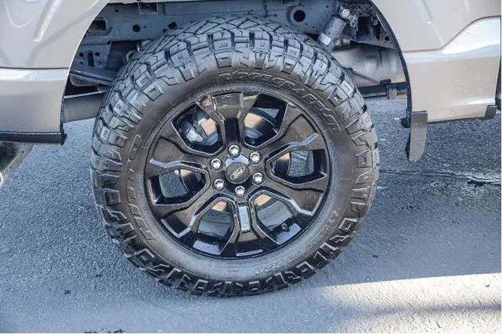 $39995 : Ford F-150 2022 4x4 XLT 4dr image 8