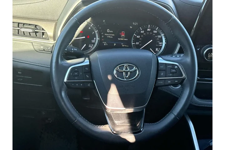 $30980 : Toyota Highlander 2020 XLE 4 image 10