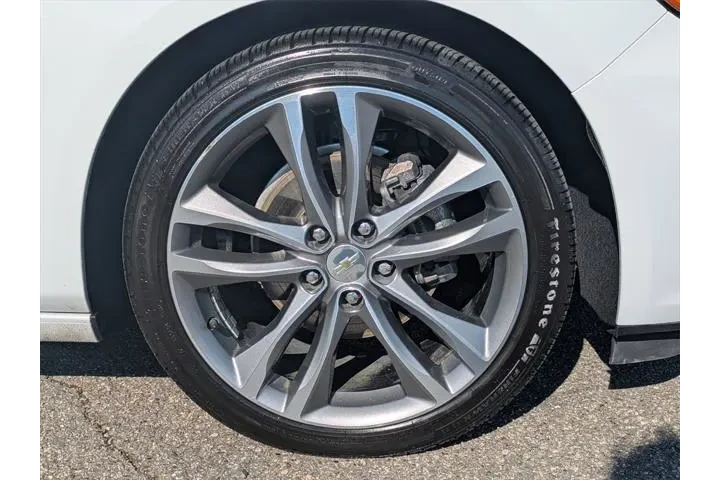 $19895 : Chevrolet Malibu 2024 LT 4dr image 9