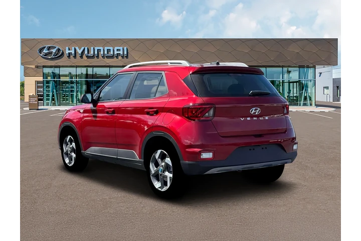 $20499 : Hyundai VENUE 2026 SEL 4dr C image 5