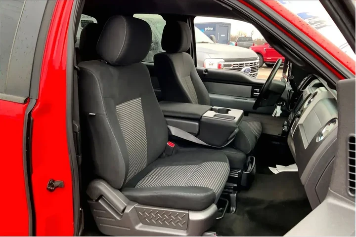 $11526 : Ford F-150 2012 4x2 STX 4dr image 7