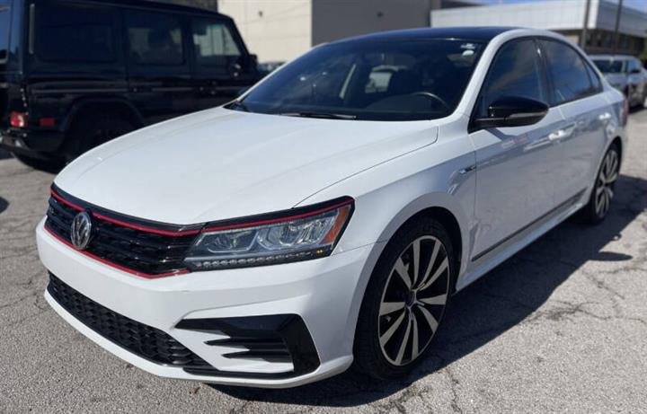 $11900 : 2018 Passat V6 GT image 2