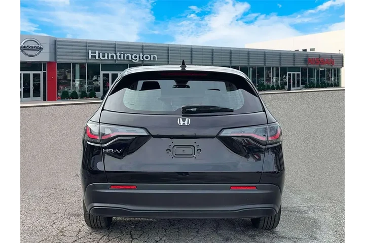 $22226 : Honda HR-V 2025 LX 4dr Cross image 7