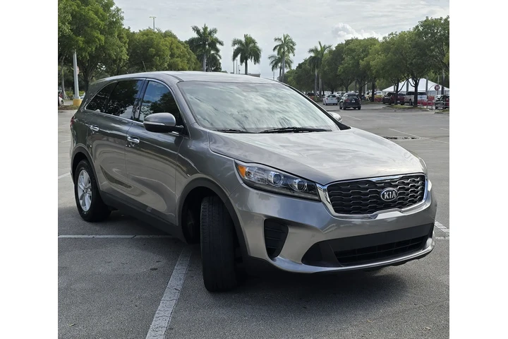 $11999 : KIA SORENTO image 9