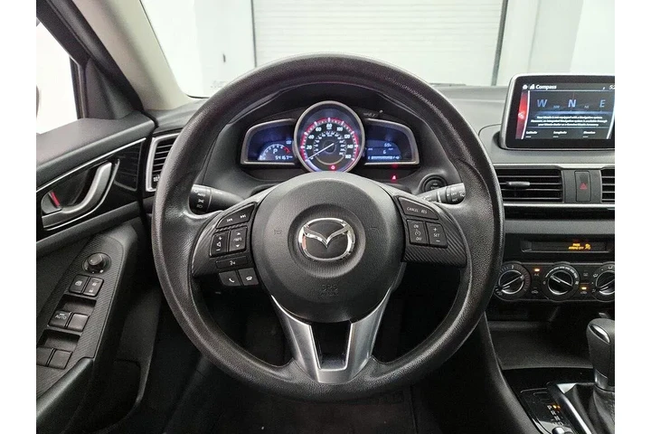 $15998 : Mazda Mazda3 2016 i Sport 4d image 10