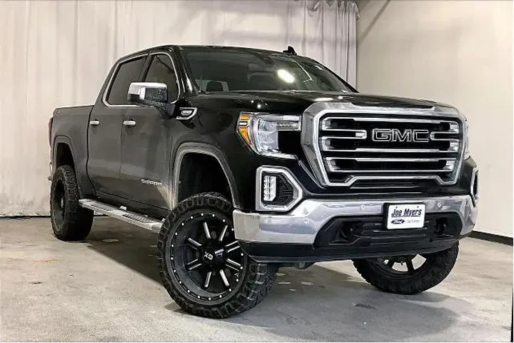 $32951 : GMC Sierra 1500 2019 4x4 SLT image 1
