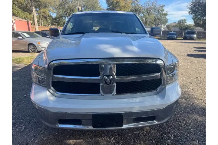 $14995 : 2021 1500 Classic image 3