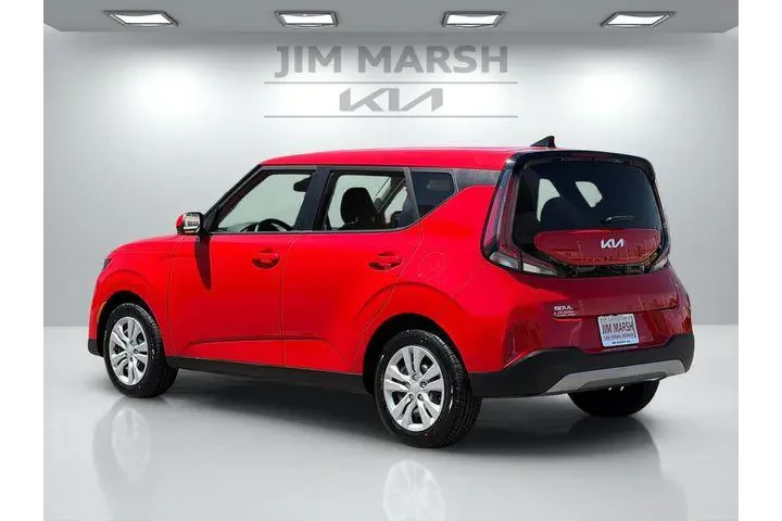 $16988 : Kia Soul 2023 LX 4dr Crossov image 4