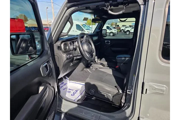 Jeep Wrangler Unlimited 2019 image 9