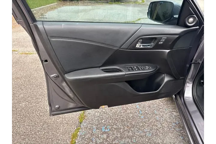 $15820 : Honda Accord 2015 EX-L V6 4d image 10