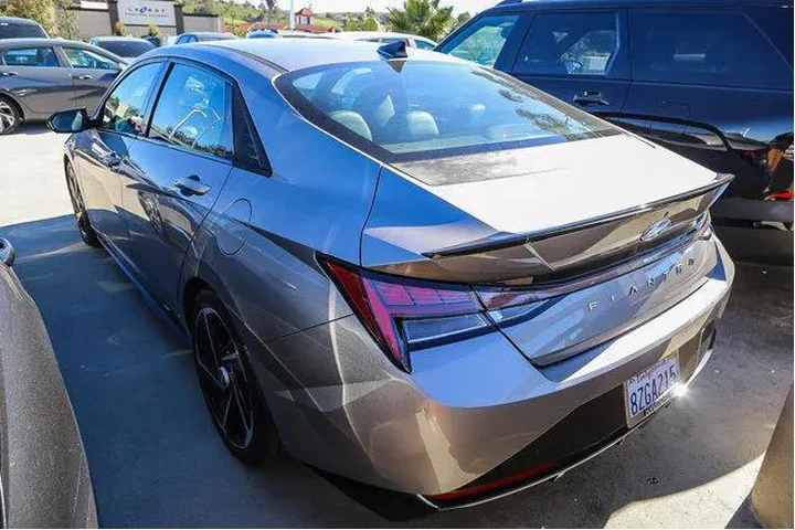 $19995 : Hyundai ELANTRA 2022 N Line image 8