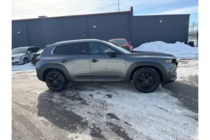 $25980 : Mazda CX-50 2023 AWD 2.5 S P image 5