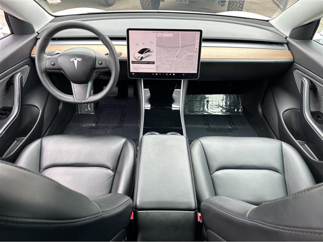 $21497 : 2019 Model 3 Standard Range P image 5